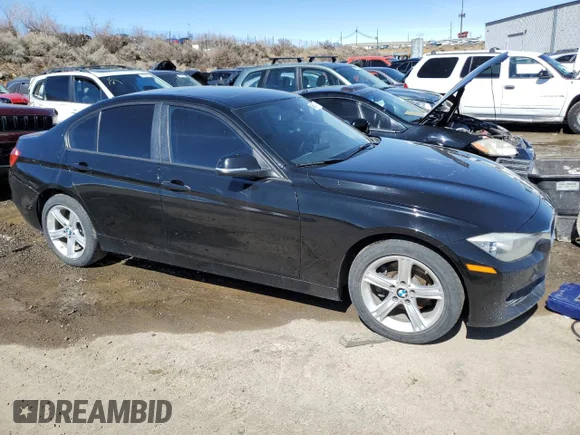 ✅ 2015 BMW 3 Series 320i xDrive • VIN: WBA3C3C57FK202924 • Лот: 46634803. Опубликован ранее на Copart с пробегом 94 135 миль. Бесплатный доступ к архиву аукционных продаж из США и подробный отчёт об истории автомобиля на DreamBid. Изображение 4.