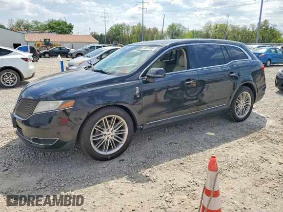 ✅ 2013 Lincoln MKT EcoBoost • VIN: 2LMHJ5AT7DBL50767 • Лот: 50818806. Опубликован ранее на Copart с пробегом 128 434 миль. Бесплатный доступ к архиву аукционных продаж из США и подробный отчёт об истории автомобиля на DreamBid. Изображение 1.