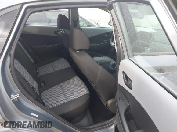 ✅ 2021 Hyundai Kona SE • VIN: KM8K12AA1MU657926 • Lot: 44242101. Wystawiony na IAAI z przebiegiem 72 264 mil. Bezpłatny archiwum sprzedaży aukcyjnych z USA i szczegółowy raport historii pojazdu na DreamBid. Zdjęcie 8.