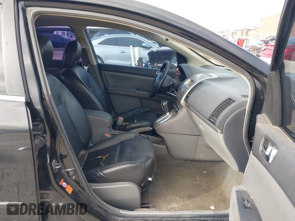 ✅ 2007 Nissan Sentra S • VIN: 3N1AB61EX7L701897 • Lot: 43854207. Wystawiony na IAAI z przebiegiem 242 543 mil. Bezpłatny archiwum sprzedaży aukcyjnych z USA i szczegółowy raport historii pojazdu na DreamBid. Zdjęcie 5.