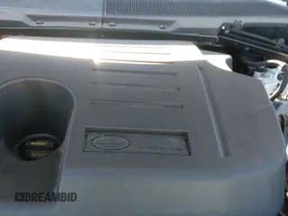 ✅ 2024 Land Rover Defender X-Dynamic SE • VIN: SALE27EU9R2302644 • Lot: 41344698. Listed on IAAI with 12,688 mi. Free auction sales archive from the USA and detailed vehicle history report at DreamBid. Image 19.