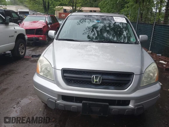 ✅ 2003 Honda Pilot EX • VIN: 2HKYF18713H623059 • Лот: 45043173. Опубліковано раніше на IAAI з пробігом 223 306 миль. Безкоштовний доступ до архіву аукціонних продажів зі США та докладний звіт про історію автомобіля на DreamBid. Зображення 6.