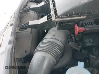 ✅ 2011 Mercedes-Benz Sprinter Cargo • VIN: WD3PE7CC0B5548854 • Lot: 43652179. Wystawiony na IAAI z przebiegiem 154 627 mil. Bezpłatny archiwum sprzedaży aukcyjnych z USA i szczegółowy raport historii pojazdu na DreamBid. Zdjęcie 19.