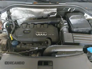 ✅ 2016 Audi Q3 Prestige • VIN: WA1GFCFS3GR024347 • Лот: 43270182. Опубликован ранее на IAAI с пробегом 123 396 миль. Бесплатный доступ к архиву аукционных продаж из США и подробный отчёт об истории автомобиля на DreamBid. Изображение 19.