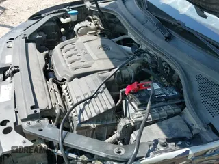 ✅ 2018 Volkswagen Tiguan SEL • VIN: 3VV2B7AXXJM016889 • Лот: 43226634. Опубликован ранее на IAAI с пробегом 145 215 миль. Бесплатный доступ к архиву аукционных продаж из США и подробный отчёт об истории автомобиля на DreamBid. Изображение 20.