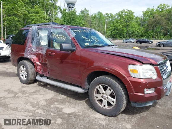 ✅ 2010 Ford Explorer XLT • VIN: 1FMEU7DE1AUA72713 • Lot: 45061010. Listed on IAAI with 25,114 mi. Free auction sales archive from the USA and detailed vehicle history report at DreamBid. Image 1.
