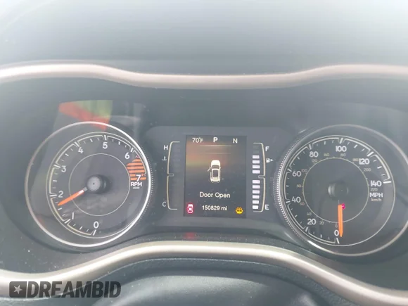 ✅ 2016 Jeep Cherokee Sport • VIN: 1C4PJLAB1GW352489 • Lot: 45186021. Listed on IAAI with 150,827 mi. Free auction sales archive from the USA and detailed vehicle history report at DreamBid. Image 7.