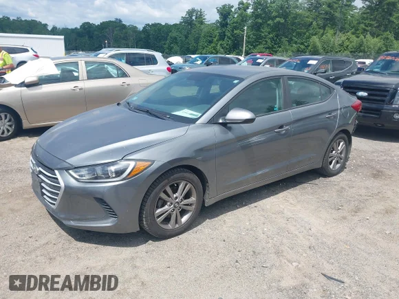 ✅ 2017 Hyundai Elantra SE • VIN: KMHD84LF6HU154746 • Lot: 45430528. Wystawiony na IAAI z przebiegiem 86 989 mil. Bezpłatny archiwum sprzedaży aukcyjnych z USA i szczegółowy raport historii pojazdu na DreamBid. Zdjęcie 2.