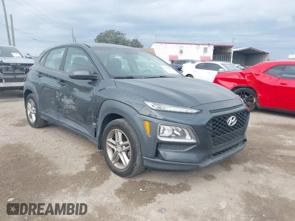 ✅ 2018 Hyundai Kona SE • VIN: KM8K12AA2JU090217 • Lot: 44240086. Wystawiony na IAAI z przebiegiem 95 252 mil. Bezpłatny archiwum sprzedaży aukcyjnych z USA i szczegółowy raport historii pojazdu na DreamBid. Zdjęcie 1.