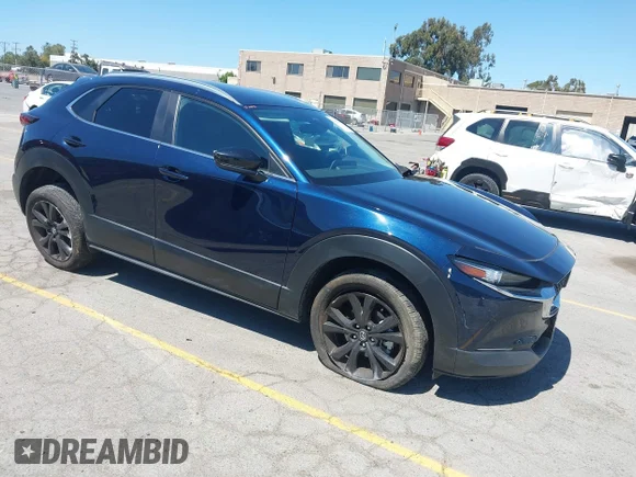 ✅ 2024 Mazda CX-30 S Select Sport • VIN: 3MVDMBBM3RM658096 • Lot: 42692438. Wystawiony na IAAI z przebiegiem 7 275 mil. Bezpłatny archiwum sprzedaży aukcyjnych z USA i szczegółowy raport historii pojazdu na DreamBid. Zdjęcie 1.