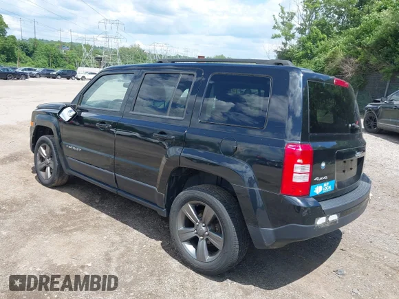 ✅ 2015 Jeep Patriot Latitude • VIN: 1C4NJRFB1FD308151 • Lot: 45209118. Wystawiony na IAAI z przebiegiem 118 811 mil. Bezpłatny archiwum sprzedaży aukcyjnych z USA i szczegółowy raport historii pojazdu na DreamBid. Zdjęcie 3.