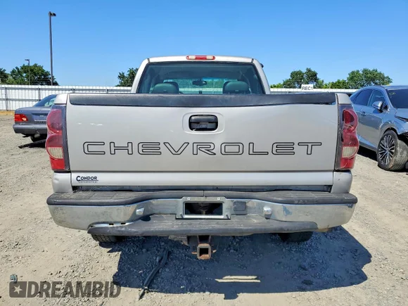 ✅ 2004 Chevrolet Silverado 1500 Z71 • VIN: 2GCEK19V241125810 • Лот: 48868996. Опубліковано раніше на Copart з пробігом 86 800 миль. Безкоштовний доступ до архіву аукціонних продажів зі США та докладний звіт про історію автомобіля на DreamBid. Зображення 6.