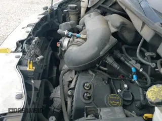 ✅ 2018 Ford Transit • VIN: 1FTYR2YM8JKB11512 • Lot: 41594917. Wystawiony na IAAI z przebiegiem 107 015 mil. Bezpłatny archiwum sprzedaży aukcyjnych z USA i szczegółowy raport historii pojazdu na DreamBid. Zdjęcie 18.