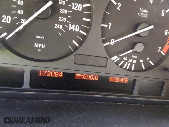 ✅ 2006 BMW X5 3.0i • VIN: 5UXFA13566LY28600 • Lot: 45082877. Wystawiony na IAAI z przebiegiem 172 084 mil. Bezpłatny archiwum sprzedaży aukcyjnych z USA i szczegółowy raport historii pojazdu na DreamBid. Zdjęcie 7.