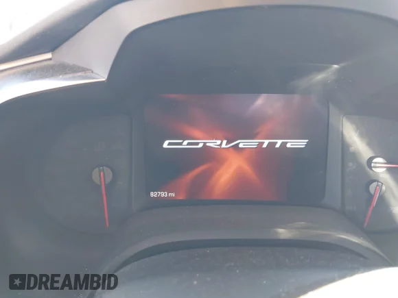 ✅ 2015 Chevrolet Corvette Z51 2LT • VIN: 1G1YK2D72F5120581 • Лот: 43806307. Опубліковано раніше на IAAI з пробігом 82 793 миль. Безкоштовний доступ до архіву аукціонних продажів зі США та докладний звіт про історію автомобіля на DreamBid. Зображення 7.