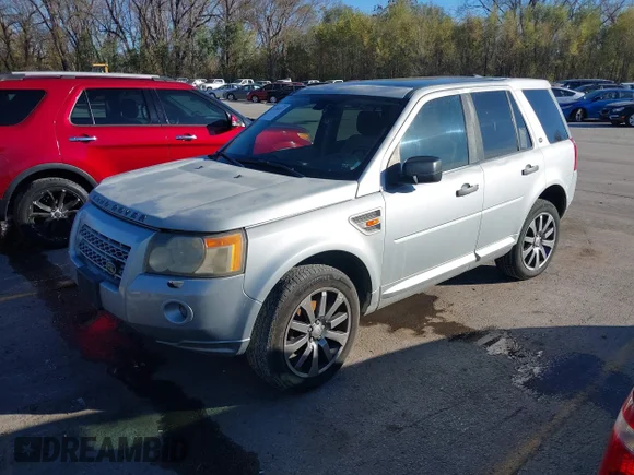 ✅ 2008 Land Rover LR2 HSE • VIN: SALFR24N18H060294 • Lot: 40788821. Wystawiony na IAAI z przebiegiem 154 591 mil. Bezpłatny archiwum sprzedaży aukcyjnych z USA i szczegółowy raport historii pojazdu na DreamBid. Zdjęcie 2.