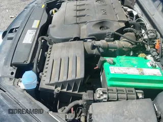 ✅ 2015 Volkswagen Golf S • VIN: 3VW2A7AU4FM024031 • Лот: 42732312. Опубликован ранее на IAAI с пробегом 156 893 миль. Бесплатный доступ к архиву аукционных продаж из США и подробный отчёт об истории автомобиля на DreamBid. Изображение 18.