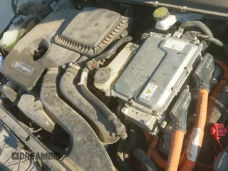 ✅ 2018 Ford Fusion Titanium • VIN: 3FA6P0RU8JR181884 • Lot: 42927982. Listed on IAAI with 110,604 mi. Free auction sales archive from the USA and detailed vehicle history report at DreamBid. Image 17.