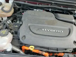 ✅ 2018 Chrysler Pacifica Hybrid Limited • VIN: 2C4RC1N73JR237731 • Lot: 81221935. Listed on Copart with 130,308 mi. Free auction sales archive from the USA and detailed vehicle history report at DreamBid. Image 16.