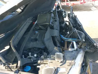 ✅ 2018 BMW X2 sDrive28i • VIN: WBXYJ3C34JEJ84230 • Lot: 42146469. Listed on IAAI with 53,369 mi. Free auction sales archive from the USA and detailed vehicle history report at DreamBid. Image 20.