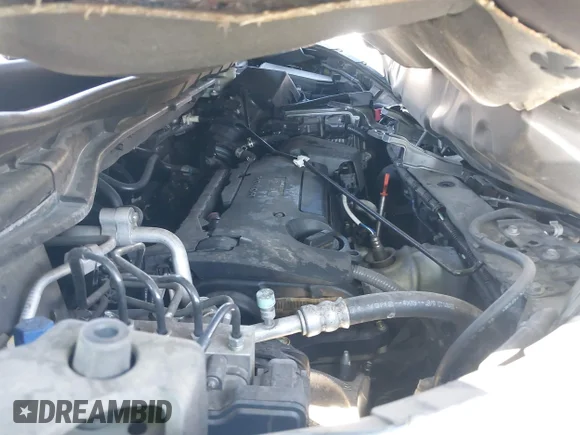 ✅ 2016 Honda CR-V EX • VIN: 3CZRM3H57GG701146 • Lot: 44586844. Listed on IAAI with 79,900 mi. Free auction sales archive from the USA and detailed vehicle history report at DreamBid. Image 10.
