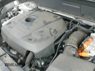 ✅ 2016 Volvo XC90 T8 Momentum • VIN: YV4BC0PK9G1064482 • Lot: 41917501. Wystawiony na IAAI z przebiegiem 72 328 mil. Bezpłatny archiwum sprzedaży aukcyjnych z USA i szczegółowy raport historii pojazdu na DreamBid. Zdjęcie 19.