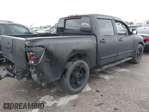 ✅ 2009 Nissan Titan LE • VIN: 1N6BA07D19N307589 • Lot: 45183469. Wystawiony na IAAI z przebiegiem 151 831 mil. Bezpłatny archiwum sprzedaży aukcyjnych z USA i szczegółowy raport historii pojazdu na DreamBid. Zdjęcie 4.