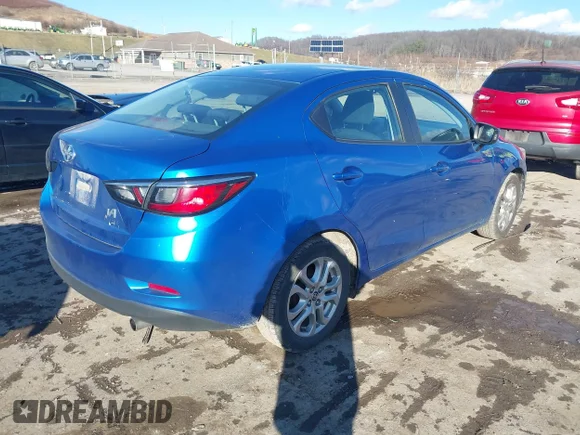 ✅ 2016 Scion iA • VIN: 3MYDLBZV5GY121126 • Лот: 41196163. Опубликован ранее на IAAI с пробегом 147 261 миль. Бесплатный доступ к архиву аукционных продаж из США и подробный отчёт об истории автомобиля на DreamBid. Изображение 4.