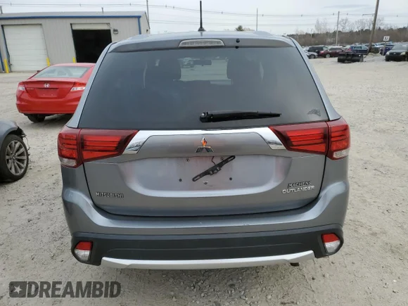 ✅ 2016 Mitsubishi Outlander ES • VIN: JA4AD2A31GZ047289 • Lot: 46946873. Wystawiony na Copart z przebiegiem 107 502 mil. Bezpłatny archiwum sprzedaży aukcyjnych z USA i szczegółowy raport historii pojazdu na DreamBid. Zdjęcie 6.