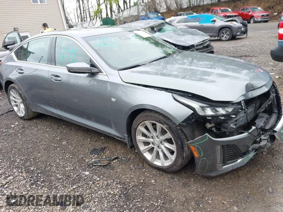 ✅ 2020 Cadillac CT5 Luxury • VIN: 1G6DX5RK9L0131434 • Lot: 44995698. Wystawiony na IAAI z przebiegiem 102 763 mil. Bezpłatny archiwum sprzedaży aukcyjnych z USA i szczegółowy raport historii pojazdu na DreamBid. Zdjęcie 1.