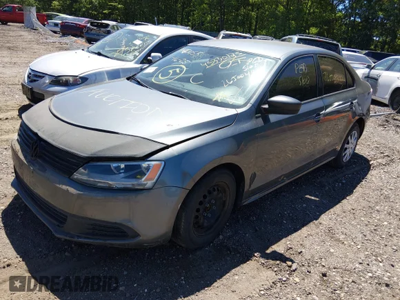 ✅ 2014 Volkswagen Jetta S • VIN: 3VW2K7AJ6EM252243 • Лот: 45330125. Опубліковано раніше на IAAI з пробігом Не вказано. Безкоштовний доступ до архіву аукціонних продажів зі США та докладний звіт про історію автомобіля на DreamBid. Зображення 2.
