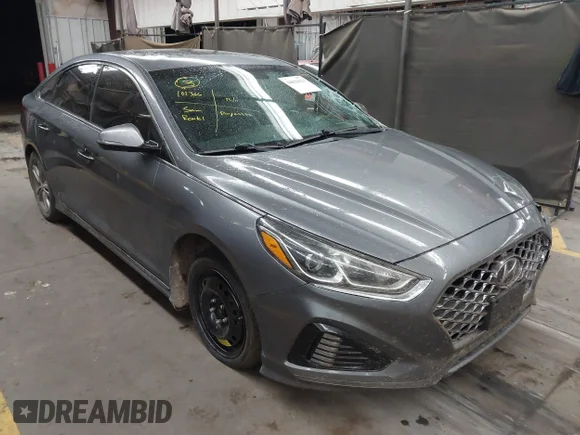 ✅ 2018 Hyundai Sonata Limited • VIN: 5NPE34AF1JH707717 • Lot: 44016113. Wystawiony na IAAI z przebiegiem 92 023 mil. Bezpłatny archiwum sprzedaży aukcyjnych z USA i szczegółowy raport historii pojazdu na DreamBid. Zdjęcie 1.