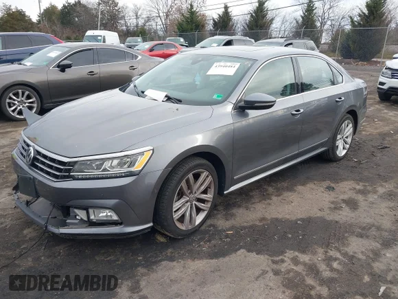 ✅ 2018 Volkswagen Passat SEL Premium • VIN: 1VWCA7A35JC003761 • Lot: 43940484. Wystawiony na IAAI z przebiegiem 123 452 mil. Bezpłatny archiwum sprzedaży aukcyjnych z USA i szczegółowy raport historii pojazdu na DreamBid. Zdjęcie 16.