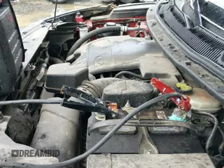 ✅ 2017 Ford Explorer XLT • VIN: 1FM5K7D81HGE18994 • Lot: 42019105. Listed on IAAI with 100,279 mi. Free auction sales archive from the USA and detailed vehicle history report at DreamBid. Image 19.