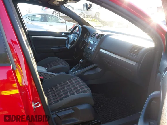 ✅ 2009 Volkswagen Golf GTI • VIN: WVWHV71K79W124077 • Lot: 44086055. Wystawiony na IAAI z przebiegiem 168 270 mil. Bezpłatny archiwum sprzedaży aukcyjnych z USA i szczegółowy raport historii pojazdu na DreamBid. Zdjęcie 5.