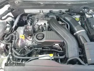 ✅ 2022 Volkswagen Taos SE • VIN: 3VVTX7B29NM007504 • Лот: 80294505. Опубликован ранее на Copart с пробегом 81 231 миль. Бесплатный доступ к архиву аукционных продаж из США и подробный отчёт об истории автомобиля на DreamBid. Изображение 16.