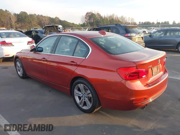 ✅ 2018 BMW 3 Series 328d xDrive • VIN: WBA8F1C53JAE93313 • Lot: 43750692. Listed on IAAI with 94,966 mi. Free auction sales archive from the USA and detailed vehicle history report at DreamBid. Image 3.