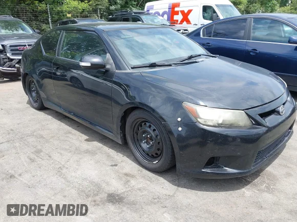 ✅ 2013 Scion tC • VIN: JTKJF5C7XD3060342 • Lot: 45230581. Wystawiony na IAAI z przebiegiem 161 483 mil. Bezpłatny archiwum sprzedaży aukcyjnych z USA i szczegółowy raport historii pojazdu na DreamBid. Zdjęcie 1.