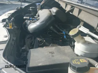 ✅ 2016 Ford Transit Cargo • VIN: 1FTYE1YM0GKA82019 • Lot: 42984429. Wystawiony na IAAI z przebiegiem 262 186 mil. Bezpłatny archiwum sprzedaży aukcyjnych z USA i szczegółowy raport historii pojazdu na DreamBid. Zdjęcie 18.