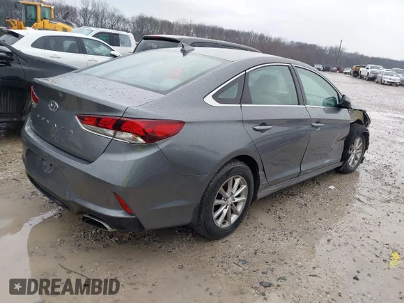 ✅ 2018 Hyundai Sonata SE • VIN: 5NPE24AF5JH728167 • Lot: 44492091. Wystawiony na IAAI z przebiegiem 109 867 mil. Bezpłatny archiwum sprzedaży aukcyjnych z USA i szczegółowy raport historii pojazdu na DreamBid. Zdjęcie 4.