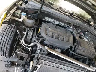 ✅ 2018 Volkswagen Tiguan SEL • VIN: 3VV3B7AX8JM165449 • Lot: 69962325. Wystawiony na Copart z przebiegiem 112 841 mil. Bezpłatny archiwum sprzedaży aukcyjnych z USA i szczegółowy raport historii pojazdu na DreamBid. Zdjęcie 15.