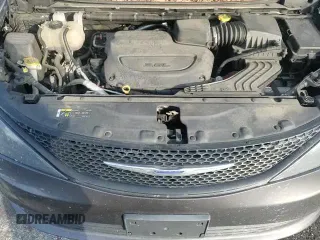 ✅ 2019 Chrysler Pacifica L • VIN: 2C4RC1AG6KR561697 • Lot: 86279274. Listed on Copart with 139,302 mi. Free auction sales archive from the USA and detailed vehicle history report at DreamBid. Image 14.