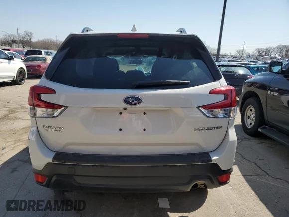 ✅ 2023 Subaru Forester Premium • VIN: JF2SKAEC2PH412185 • Lot: 46531423. Wystawiony na Copart z przebiegiem 2 953 mil. Bezpłatny archiwum sprzedaży aukcyjnych z USA i szczegółowy raport historii pojazdu na DreamBid. Zdjęcie 6.