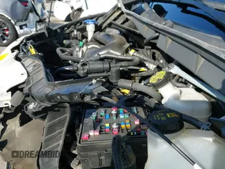 ✅ 2022 Ford Transit Cargo • VIN: 1FTBR1X89NKA70351 • Lot: 43527918. Wystawiony na IAAI z przebiegiem 49 658 mil. Bezpłatny archiwum sprzedaży aukcyjnych z USA i szczegółowy raport historii pojazdu na DreamBid. Zdjęcie 20.