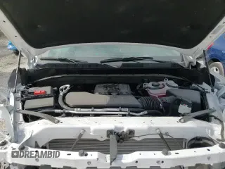 ✅ 2024 Chevrolet Silverado 1500 Custom • VIN: 1GCPABEK5RZ167674 • Lot: 65393665. Wystawiony na Copart z przebiegiem 6 556 mil. Bezpłatny archiwum sprzedaży aukcyjnych z USA i szczegółowy raport historii pojazdu na DreamBid. Zdjęcie 14.