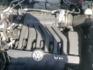 ✅ 2018 Volkswagen Atlas SEL • VIN: 1V2SR2CA9JC518475 • Lot: 84426205. Wystawiony na Copart z przebiegiem 86 676 mil. Bezpłatny archiwum sprzedaży aukcyjnych z USA i szczegółowy raport historii pojazdu na DreamBid. Zdjęcie 16.