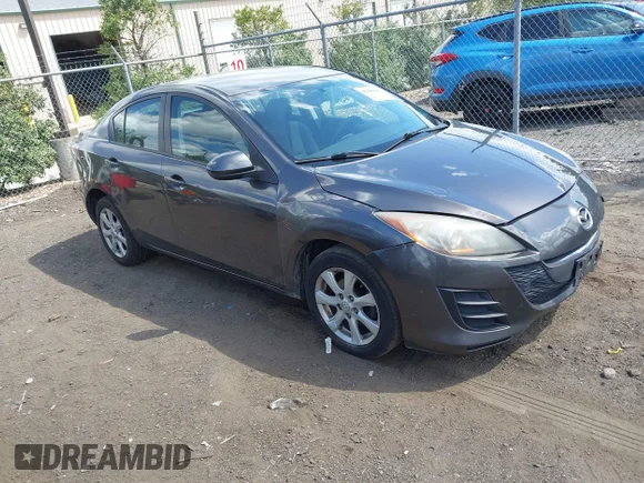 ✅ 2010 Mazda 3 i Touring • VIN: JM1BL1SF0A1234108 • Лот: 45391668. Опубліковано раніше на IAAI з пробігом 162 489 миль. Безкоштовний доступ до архіву аукціонних продажів зі США та докладний звіт про історію автомобіля на DreamBid. Зображення 1.