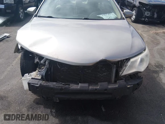 ✅ 2014 Toyota Camry LE • VIN: 4T4BF1FKXER387857 • Lot: 45092835. Listed on IAAI with 172,011 mi. Free auction sales archive from the USA and detailed vehicle history report at DreamBid. Image 6.