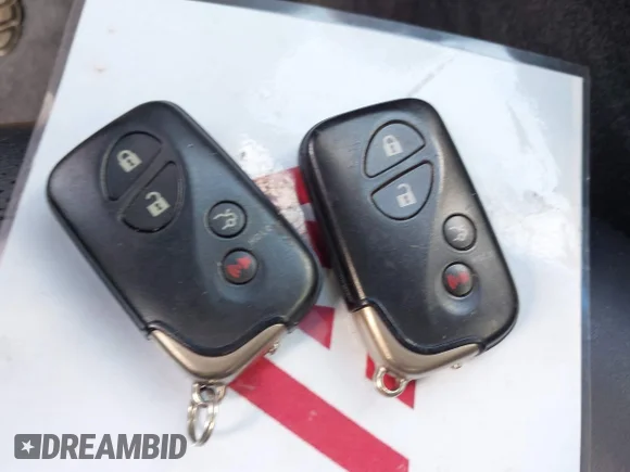 ✅ 2011 Lexus IS 250 C • VIN: JTHFF2C24B2519723 • Лот: 43569324. Опубліковано раніше на IAAI з пробігом 118 087 миль. Безкоштовний доступ до архіву аукціонних продажів зі США та докладний звіт про історію автомобіля на DreamBid. Зображення 11.