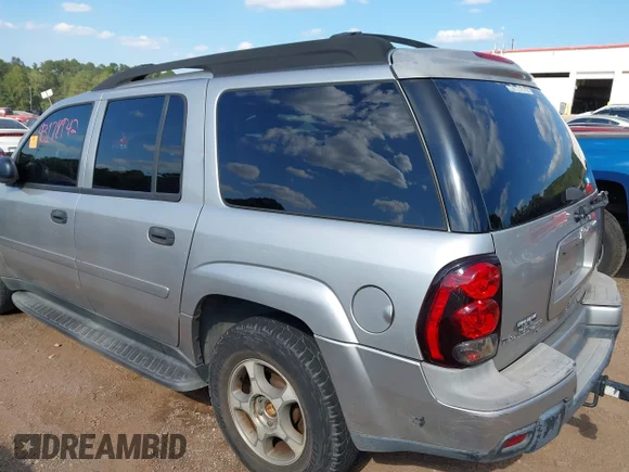 ✅ 2006 Chevrolet TrailBlazer LS • VIN: 1GNES16S766121779 • Lot: 43178942. Wystawiony na IAAI z przebiegiem Nie podano. Bezpłatny archiwum sprzedaży aukcyjnych z USA i szczegółowy raport historii pojazdu na DreamBid. Zdjęcie 3.